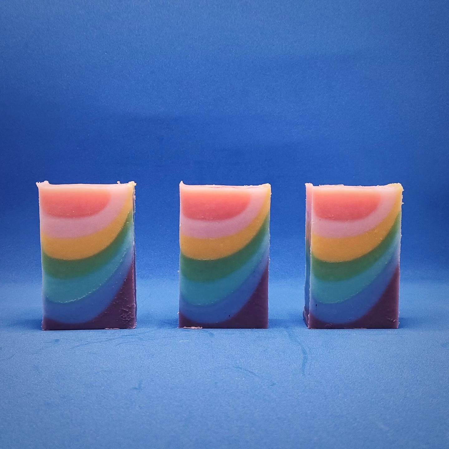 あらき 歌い手 色々 缶バッジ ミラー 紙石鹸 バラ売り〇】歌い手 あらき 缶バッジ グッズ まとめ売り - メルカリ